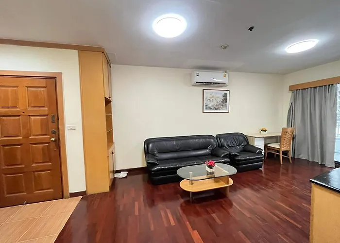 Grand Diamond Condo Suites